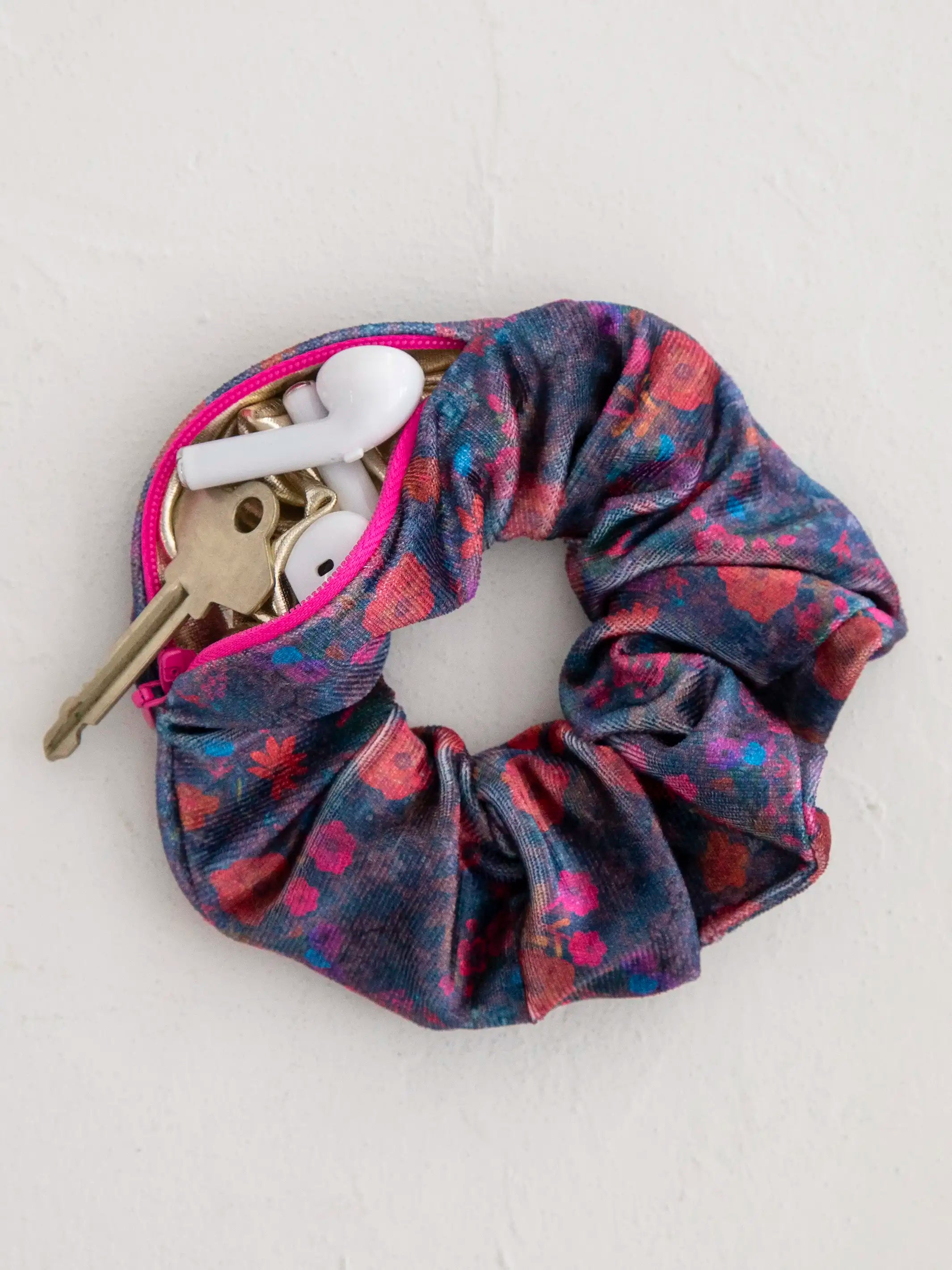 Hideaway Scrunchie - Dark Floral Garden